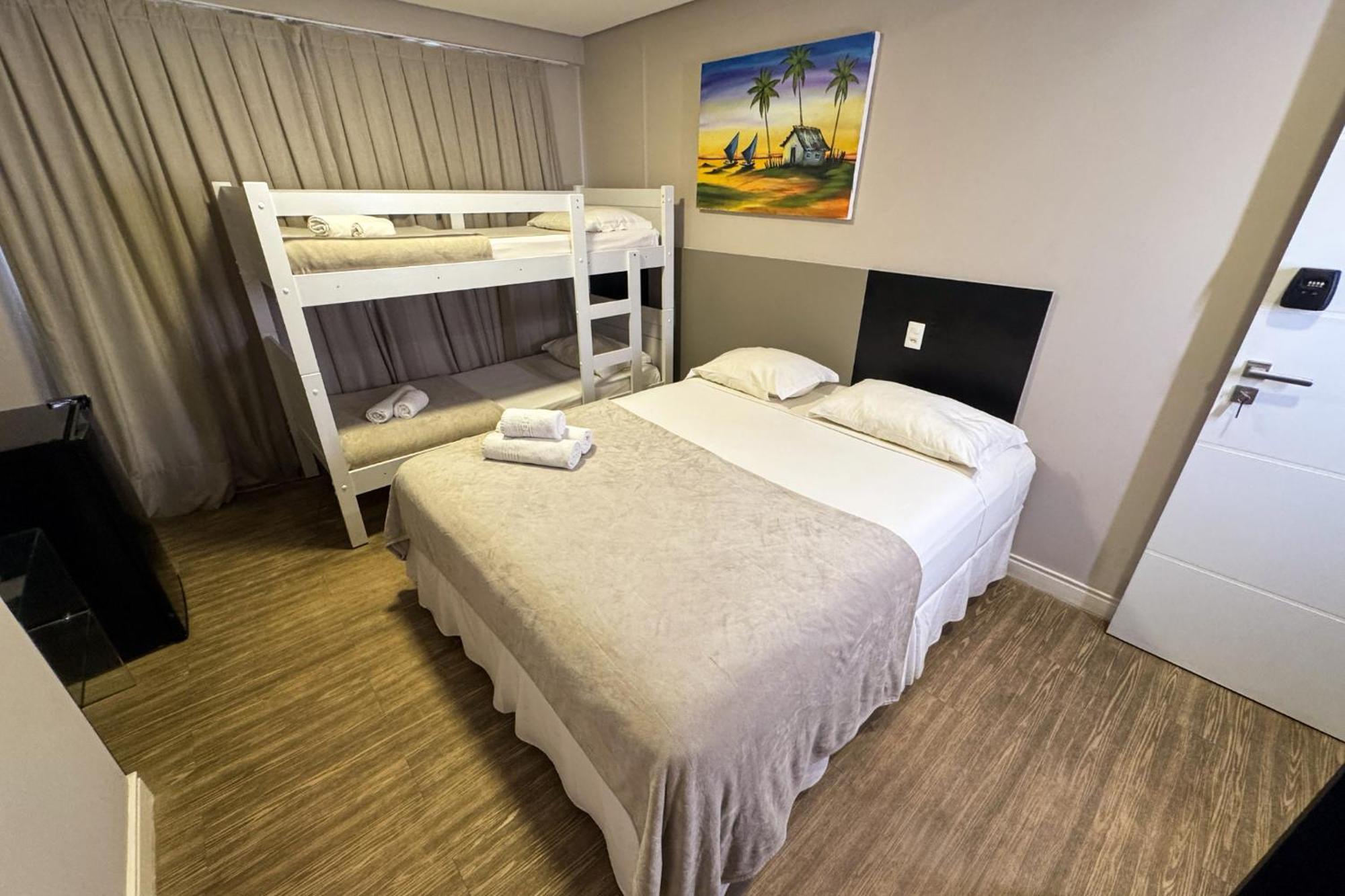 Hotel Easy