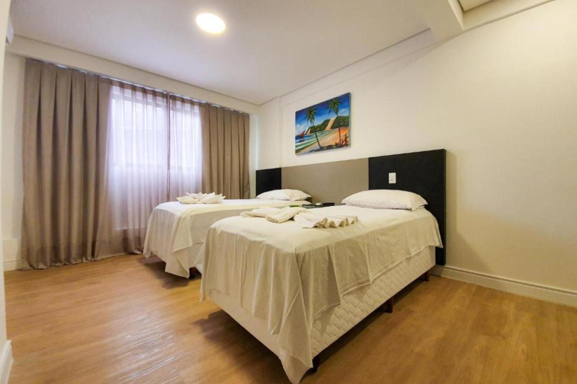 Easy Hotel